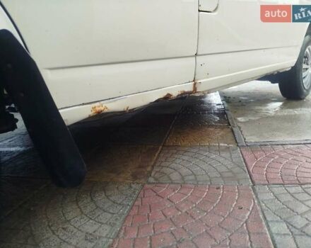 Белый Фольксваген Transporter, объемом двигателя 1.9 л и пробегом 355 тыс. км за 4500 $, фото 4 на Automoto.ua