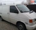 Белый Фольксваген Transporter, объемом двигателя 1.9 л и пробегом 350 тыс. км за 3500 $, фото 1 на Automoto.ua