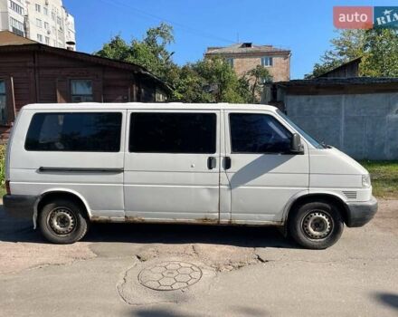 Белый Фольксваген Transporter, объемом двигателя 2.4 л и пробегом 400 тыс. км за 4000 $, фото 3 на Automoto.ua