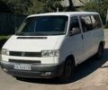 Белый Фольксваген Transporter, объемом двигателя 2.4 л и пробегом 400 тыс. км за 4000 $, фото 1 на Automoto.ua