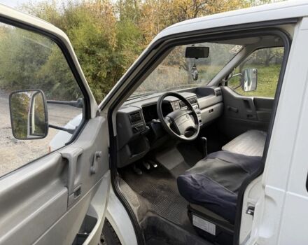 Белый Фольксваген Transporter, объемом двигателя 1.9 л и пробегом 275 тыс. км за 3900 $, фото 10 на Automoto.ua