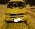 Белый Фольксваген Transporter, объемом двигателя 2 л и пробегом 427 тыс. км за 3375 $, фото 1 на Automoto.ua