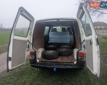 Белый Фольксваген Transporter, объемом двигателя 1.9 л и пробегом 347 тыс. км за 4500 $, фото 4 на Automoto.ua