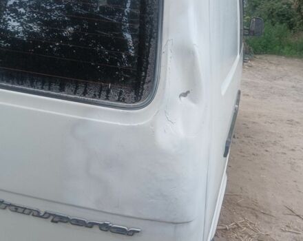 Белый Фольксваген Transporter, объемом двигателя 2.4 л и пробегом 473 тыс. км за 4600 $, фото 7 на Automoto.ua