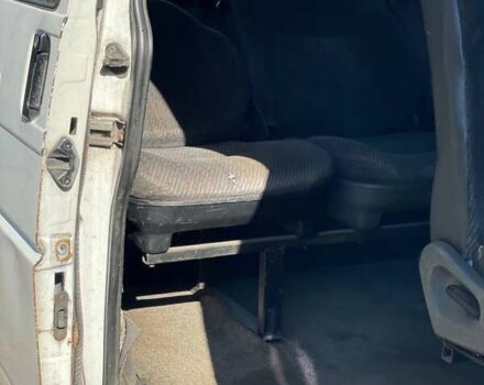 Белый Фольксваген Transporter, объемом двигателя 2.4 л и пробегом 400 тыс. км за 4000 $, фото 10 на Automoto.ua