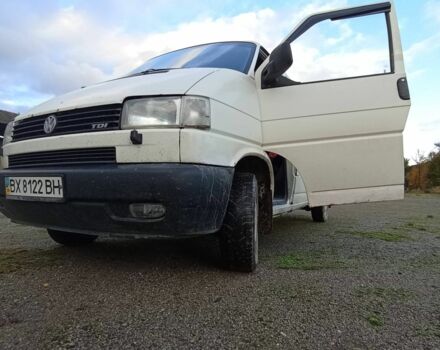 Белый Фольксваген Transporter, объемом двигателя 2.5 л и пробегом 361 тыс. км за 5500 $, фото 4 на Automoto.ua