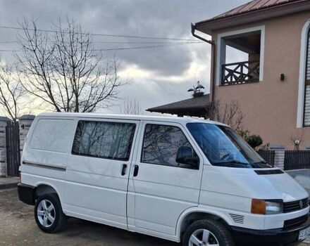 Белый Фольксваген Transporter, объемом двигателя 2.46 л и пробегом 430 тыс. км за 6100 $, фото 2 на Automoto.ua