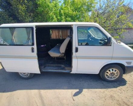 Білий Фольксваген Transporter, об'ємом двигуна 2.5 л та пробігом 450 тис. км за 6100 $, фото 4 на Automoto.ua