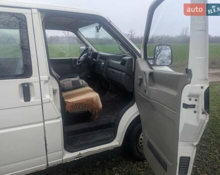 Белый Фольксваген Transporter, объемом двигателя 1.9 л и пробегом 347 тыс. км за 4500 $, фото 6 на Automoto.ua