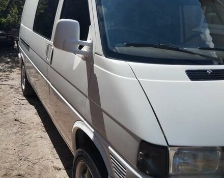 Белый Фольксваген Transporter, объемом двигателя 2.46 л и пробегом 422 тыс. км за 5900 $, фото 3 на Automoto.ua