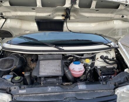 Белый Фольксваген Transporter, объемом двигателя 2.5 л и пробегом 400 тыс. км за 5150 $, фото 15 на Automoto.ua