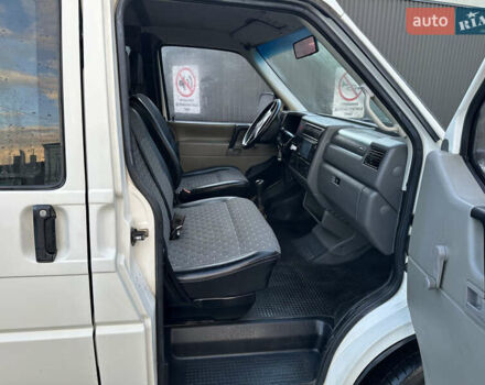 Білий Фольксваген Transporter, об'ємом двигуна 1.9 л та пробігом 408 тис. км за 7200 $, фото 15 на Automoto.ua