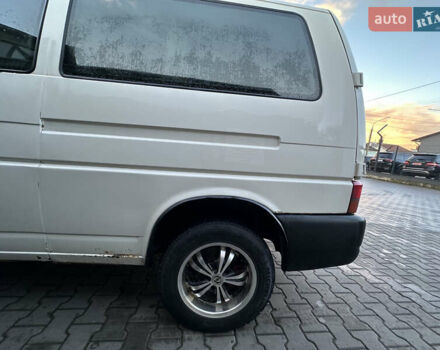 Білий Фольксваген Transporter, об'ємом двигуна 1.9 л та пробігом 408 тис. км за 7200 $, фото 33 на Automoto.ua