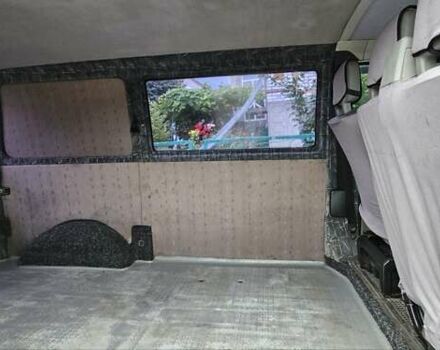 Белый Фольксваген Transporter, объемом двигателя 2.4 л и пробегом 439 тыс. км за 6300 $, фото 12 на Automoto.ua