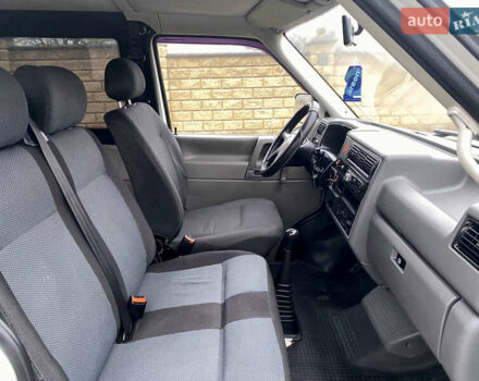 Белый Фольксваген Transporter, объемом двигателя 2.5 л и пробегом 394 тыс. км за 6500 $, фото 62 на Automoto.ua