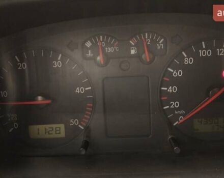 Белый Фольксваген Transporter, объемом двигателя 2.4 л и пробегом 439 тыс. км за 6300 $, фото 1 на Automoto.ua