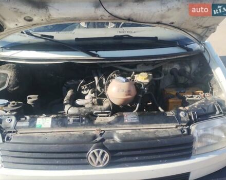 Білий Фольксваген Transporter, об'ємом двигуна 2.5 л та пробігом 600 тис. км за 5000 $, фото 5 на Automoto.ua