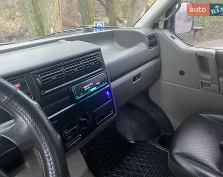 Белый Фольксваген Transporter, объемом двигателя 1.9 л и пробегом 350 тыс. км за 6000 $, фото 5 на Automoto.ua