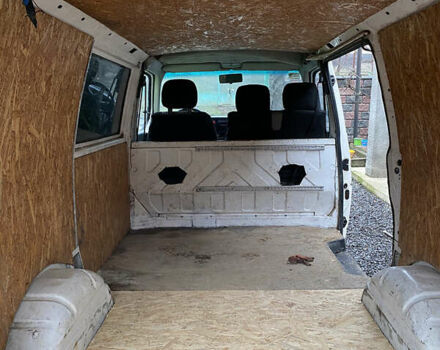 Білий Фольксваген Transporter, об'ємом двигуна 2.4 л та пробігом 420 тис. км за 4200 $, фото 9 на Automoto.ua