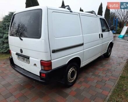 Белый Фольксваген Transporter, объемом двигателя 2.5 л и пробегом 486 тыс. км за 4500 $, фото 3 на Automoto.ua