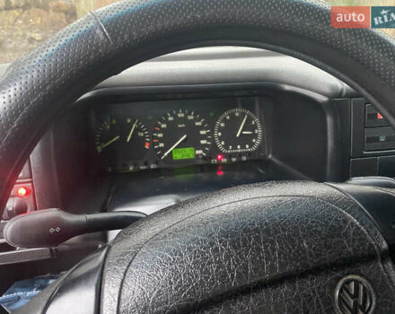 Белый Фольксваген Transporter, объемом двигателя 1.9 л и пробегом 350 тыс. км за 6000 $, фото 3 на Automoto.ua