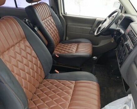 Білий Фольксваген Transporter, об'ємом двигуна 2.5 л та пробігом 268 тис. км за 3427 $, фото 4 на Automoto.ua