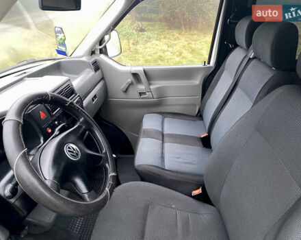 Белый Фольксваген Transporter, объемом двигателя 2.5 л и пробегом 394 тыс. км за 6500 $, фото 68 на Automoto.ua