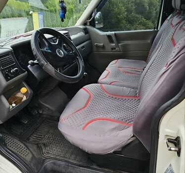 Белый Фольксваген Transporter, объемом двигателя 2.4 л и пробегом 439 тыс. км за 6300 $, фото 14 на Automoto.ua