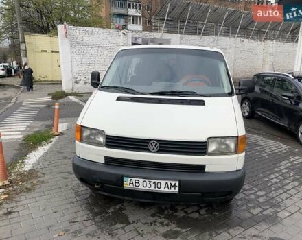 Белый Фольксваген Transporter, объемом двигателя 2.5 л и пробегом 80 тыс. км за 6000 $, фото 1 на Automoto.ua