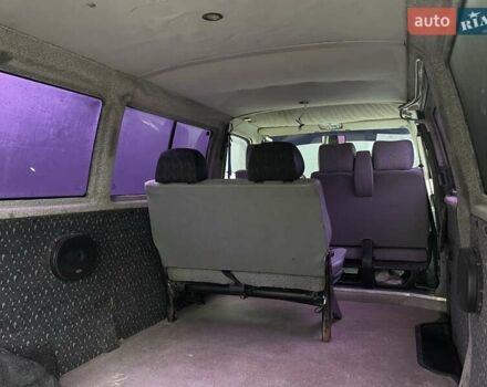 Белый Фольксваген Transporter, объемом двигателя 2.4 л и пробегом 499 тыс. км за 4200 $, фото 6 на Automoto.ua