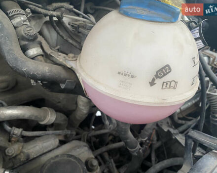 Белый Фольксваген Transporter, объемом двигателя 1.9 л и пробегом 350 тыс. км за 6000 $, фото 9 на Automoto.ua