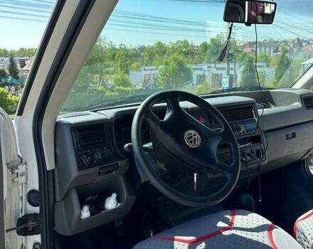 Белый Фольксваген Transporter, объемом двигателя 1.9 л и пробегом 490 тыс. км за 6498 $, фото 9 на Automoto.ua