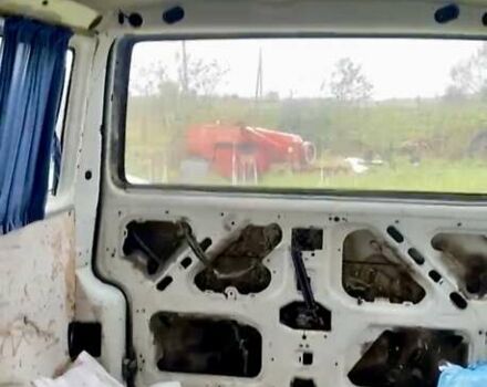 Білий Фольксваген Transporter, об'ємом двигуна 2.5 л та пробігом 600 тис. км за 4300 $, фото 5 на Automoto.ua