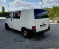 Белый Фольксваген Transporter, объемом двигателя 1.9 л и пробегом 300 тыс. км за 2997 $, фото 2 на Automoto.ua