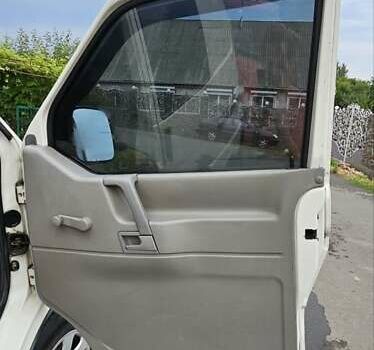 Белый Фольксваген Transporter, объемом двигателя 2.4 л и пробегом 439 тыс. км за 6300 $, фото 23 на Automoto.ua