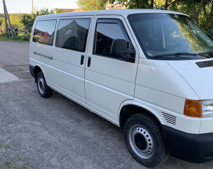 Белый Фольксваген Transporter, объемом двигателя 2.5 л и пробегом 400 тыс. км за 6700 $, фото 1 на Automoto.ua