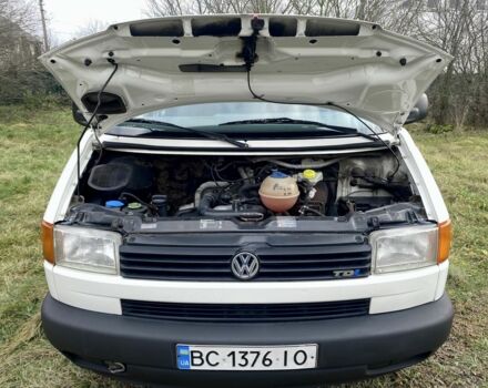 Білий Фольксваген Transporter, об'ємом двигуна 2.5 л та пробігом 278 тис. км за 5999 $, фото 16 на Automoto.ua