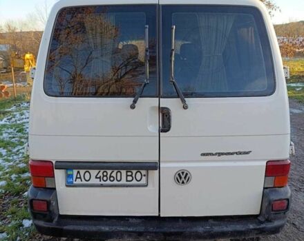 Белый Фольксваген Transporter, объемом двигателя 1.9 л и пробегом 380 тыс. км за 3800 $, фото 4 на Automoto.ua