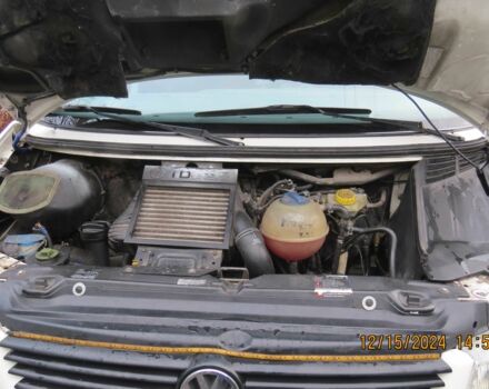 Білий Фольксваген Transporter, об'ємом двигуна 2.5 л та пробігом 430 тис. км за 6500 $, фото 23 на Automoto.ua