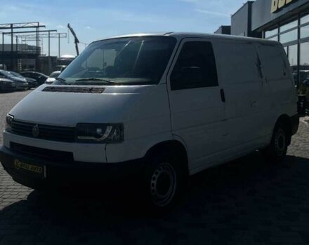 Білий Фольксваген Transporter, об'ємом двигуна 2.4 л та пробігом 300 тис. км за 4300 $, фото 2 на Automoto.ua