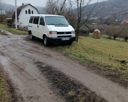 Білий Фольксваген Transporter, об'ємом двигуна 2.5 л та пробігом 516 тис. км за 5500 $, фото 1 на Automoto.ua