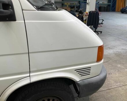 Белый Фольксваген Transporter, объемом двигателя 2.5 л и пробегом 183 тыс. км за 5219 $, фото 2 на Automoto.ua