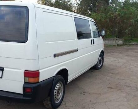 Білий Фольксваген Transporter, об'ємом двигуна 2.5 л та пробігом 315 тис. км за 6800 $, фото 2 на Automoto.ua