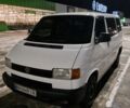 Білий Фольксваген Transporter, об'ємом двигуна 2.5 л та пробігом 460 тис. км за 6200 $, фото 1 на Automoto.ua