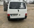 Білий Фольксваген Transporter, об'ємом двигуна 2.5 л та пробігом 300 тис. км за 4100 $, фото 2 на Automoto.ua