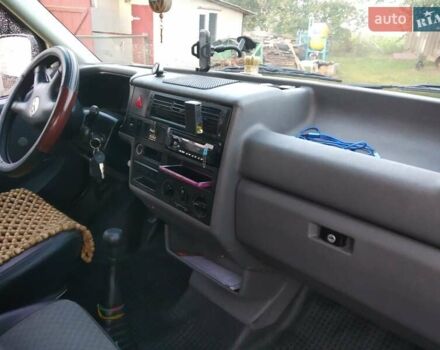 Білий Фольксваген Transporter, об'ємом двигуна 2.5 л та пробігом 480 тис. км за 7400 $, фото 8 на Automoto.ua