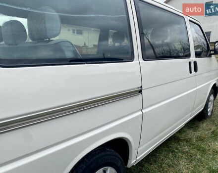 Білий Фольксваген Transporter, об'ємом двигуна 2.5 л та пробігом 278 тис. км за 5999 $, фото 11 на Automoto.ua