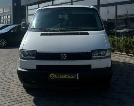 Білий Фольксваген Transporter, об'ємом двигуна 2.4 л та пробігом 300 тис. км за 4300 $, фото 1 на Automoto.ua