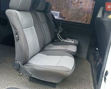 Білий Фольксваген Transporter, об'ємом двигуна 1.9 л та пробігом 466 тис. км за 4900 $, фото 16 на Automoto.ua