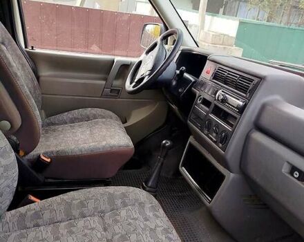 Белый Фольксваген Transporter, объемом двигателя 2.5 л и пробегом 250 тыс. км за 5300 $, фото 2 на Automoto.ua